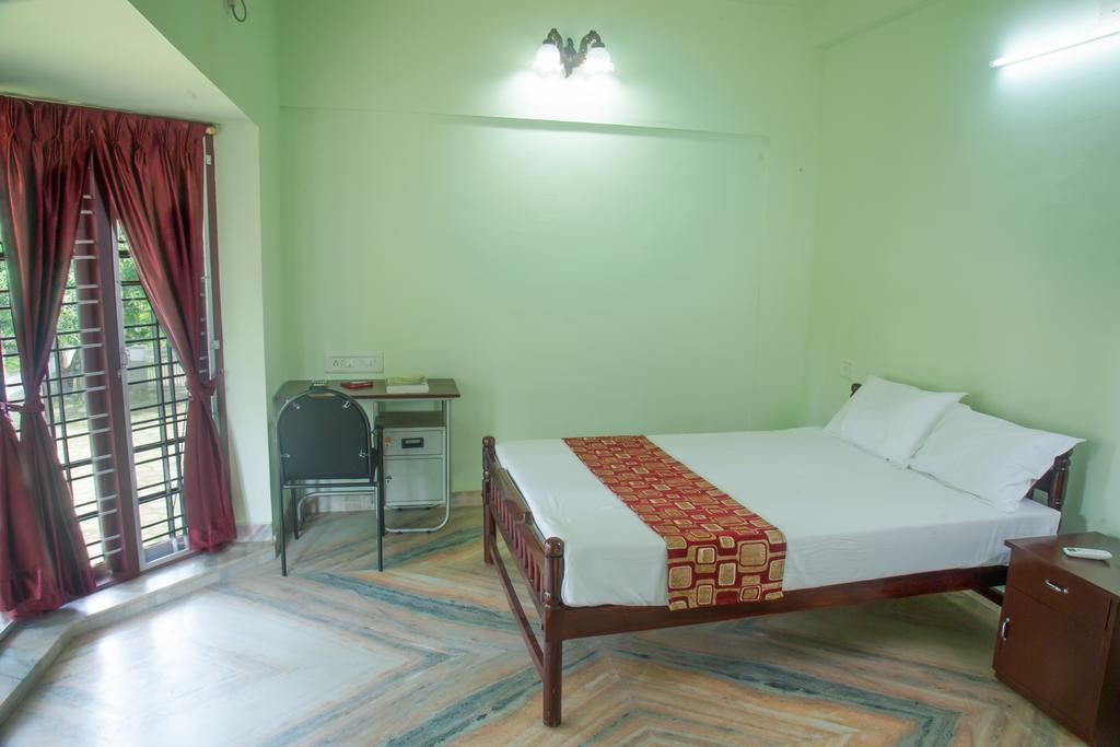 Lake County Heritage Home Kochi Exterior photo